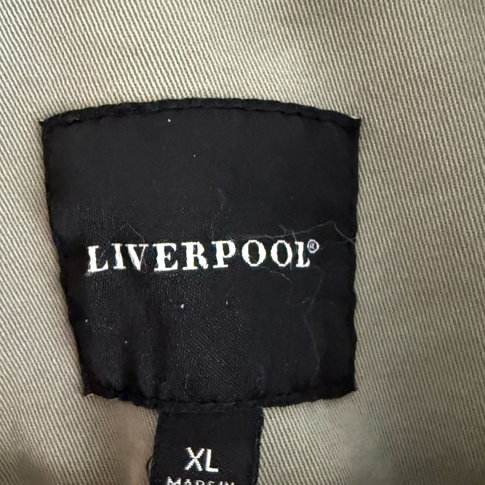 Liverpool Utility Jacket - Picture 11 of 13
